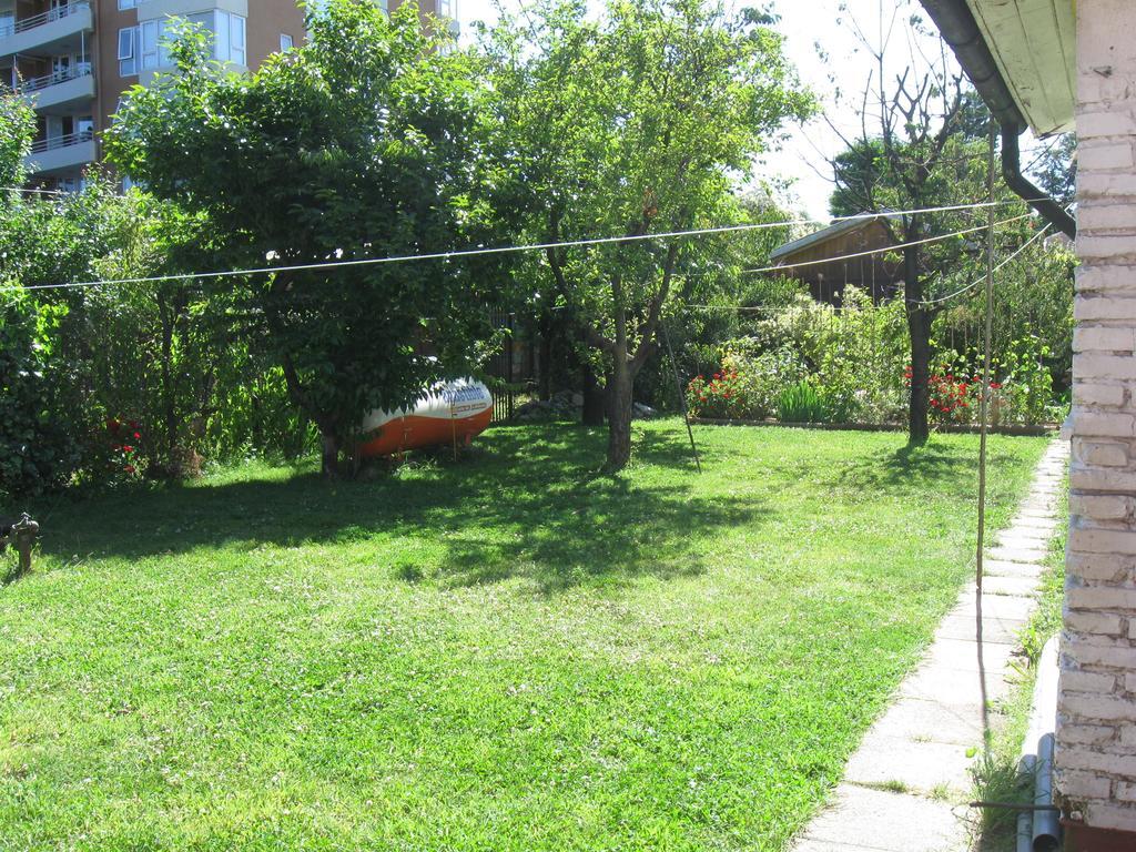 Hostal Entre Araucarias Temuco Extérieur photo