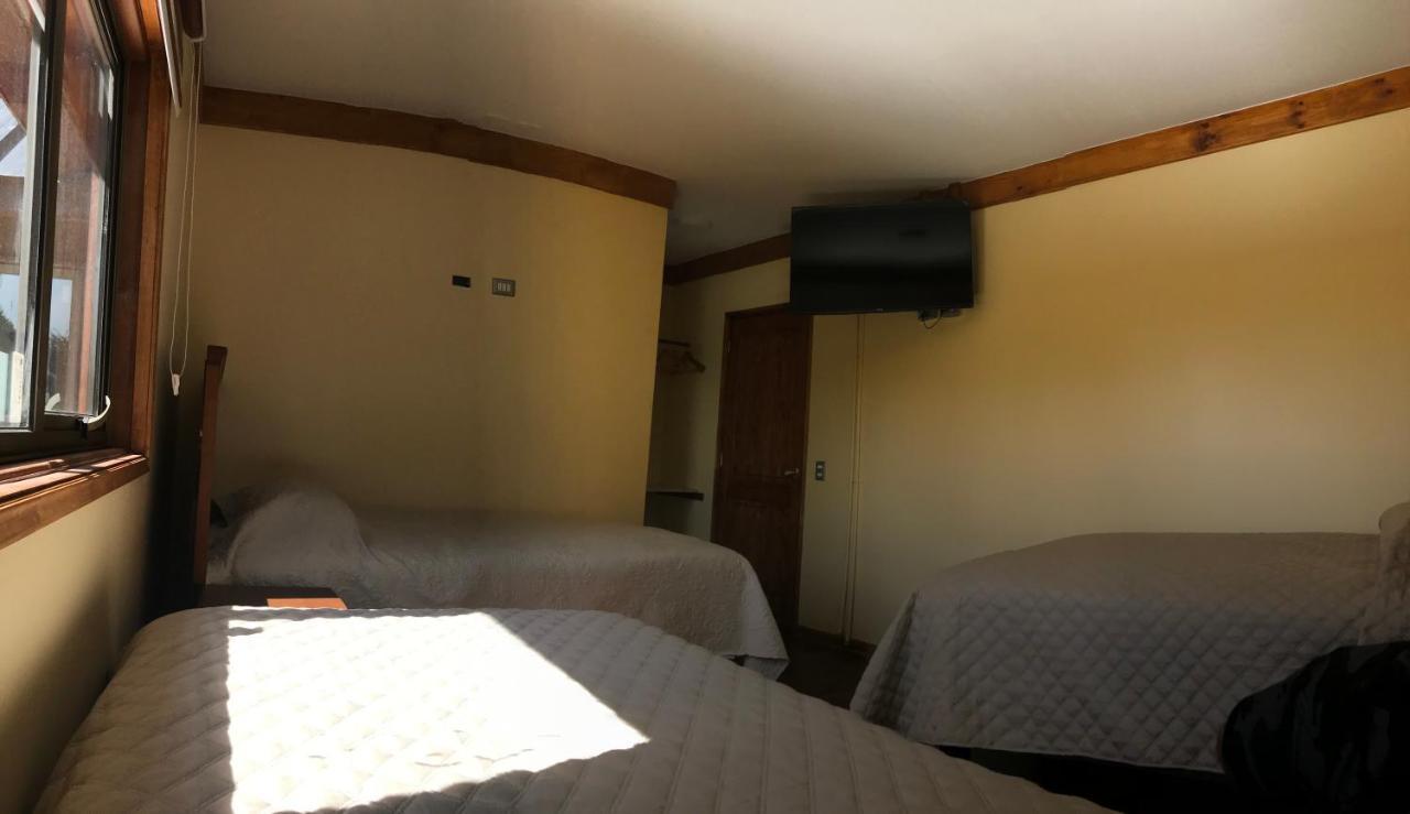 Hostal Entre Araucarias Temuco Extérieur photo